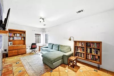 1717 E 38th 1/2 Street, Austin, TX 78722 - Photo 5