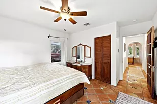1717 E 38th 1/2 St, Austin, TX 78722 - Photo 13