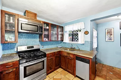 1717 E 38th 1/2 Street, Austin, TX 78722 - Photo 3