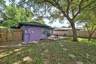 1717 E 38th 1/2 St, Austin, TX 78722 - Photo 23