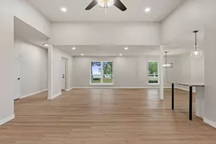 900 Morgan Hill Dr, Dripping Springs, TX 78620 - Photo 9