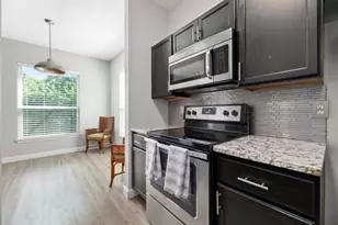 3011 Fruth St, Austin, TX 78705 - Photo 11