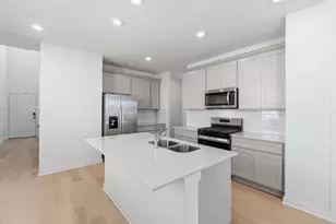 135 Rubber Tree Wy, Buda, TX 78610 - Photo 7