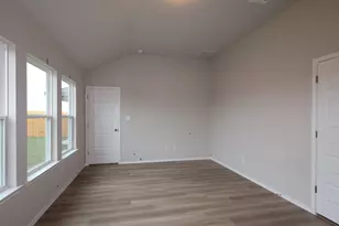 19912 Schatz Wy, Manor, TX 78653 - Photo 7