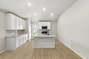 149 Hackberry Ln, Bastrop, TX 78602 - Photo 9