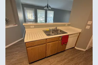 2221 Creekside Lane #B, Georgetown, TX 78626 - Photo 5