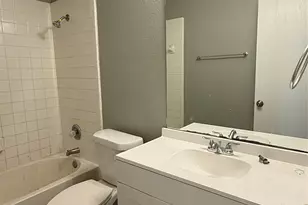 2221 Creekside Ln, Georgetown, TX 78626 - Photo 9