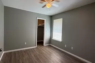 2221 Creekside Ln, Georgetown, TX 78626 - Photo 11