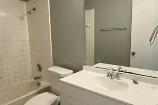 2221 Creekside Ln, Georgetown, TX 78626 - Photo 9