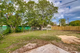 500 Lockwood St, San Marcos, TX 78666 - Photo 25