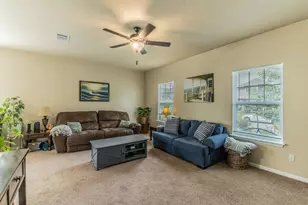 212 Timber Brook Dr, Hutto, TX 78634 - Photo 3