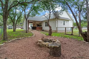 1 Agarita Cir, Wimberley, TX 78676 - Photo 5