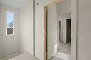 1180 Lott Ave, Austin, TX 78721 - Photo 11