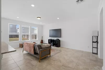 3912 Gentle Meadow, New Braunfels, TX 78130 - Photo 5