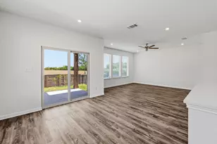 2210A Cornfield Dr, Pflugerville, TX 78660 - Photo 13
