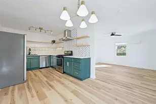 5204 Star Light Terrace, Austin, TX 78721 - Photo 11