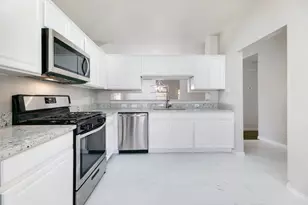 9505 Woodvale Dr, Austin, TX 78729 - Photo 9