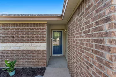 116 Soapstone Drive, Jarrell, TX 76537 - Photo 3