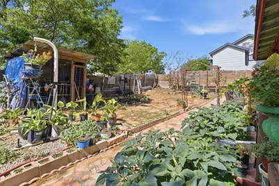 2900 Webberville Road, Austin, TX 78702 - Photo 21