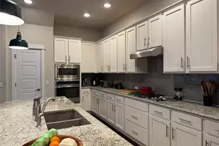 4726 Page St, Austin, TX 78723 - Photo 3