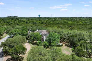 8611 Young Ln, Austin, TX 78737 - Photo 5
