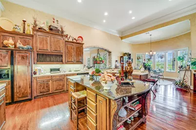 8611 Young Lane, Austin, TX 78737 - Photo 9