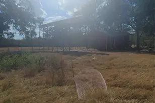 2492 Fm 1704, Elgin, TX 78621 - Photo 3