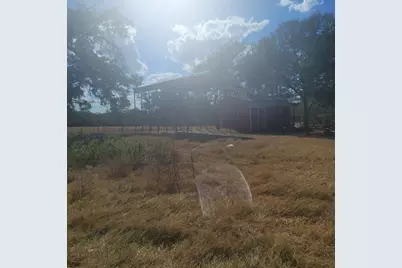2492 Fm 1704, Elgin, TX 78621 - Photo 3