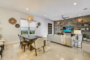 2100 E 10th St, Austin, TX 78702 - Photo 5