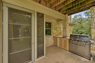 9402 Springwood Dr, Austin, TX 78750 - Photo 31