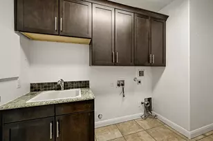 9402 Springwood Dr, Austin, TX 78750 - Photo 29