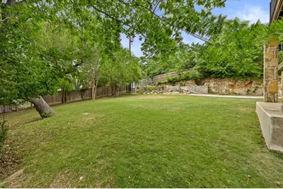 9402 Springwood Drive, Austin, TX 78750 - Photo 35