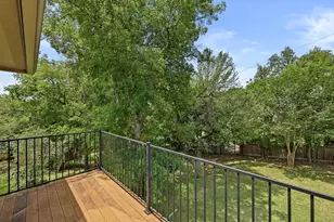9402 Springwood Dr, Austin, TX 78750 - Photo 25