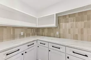 1111 Spearson Ln, Austin, TX 78745 - Photo 13