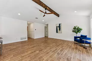 1111 Spearson Ln, Austin, TX 78745 - Photo 7