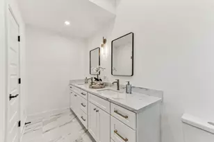 1111 Spearson Ln, Austin, TX 78745 - Photo 15