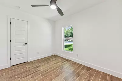 1111 Spearson Lane, Austin, TX 78745 - Photo 17