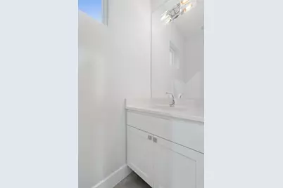 3919 E 16th Street #2, Austin, TX 78721 - Photo 21