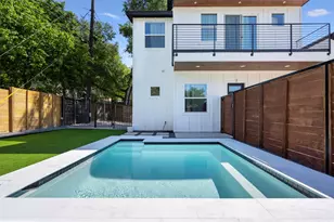 3919 E 16th St, Austin, TX 78721 - Photo 3