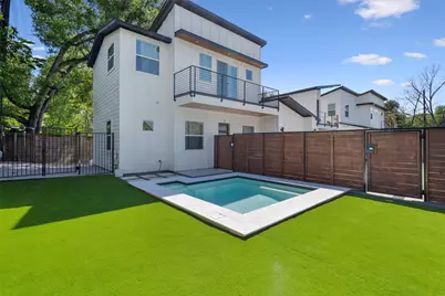 3919 E 16th Street #2, Austin, TX 78721 - Photo 1