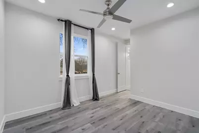 3919 E 16th Street #2, Austin, TX 78721 - Photo 17