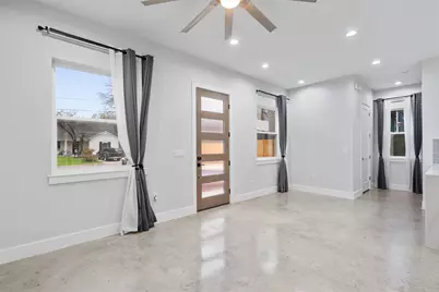 3919 E 16th Street #2, Austin, TX 78721 - Photo 9