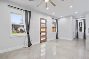 3919 E 16th St, Austin, TX 78721 - Photo 9
