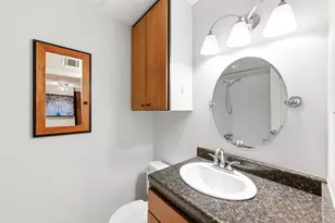 7801 Shoal Creek Blvd, Austin, TX 78757 - Photo 19