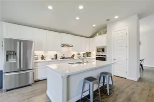 416 Peakside Cir, Dripping Springs, TX 78620 - Photo 1