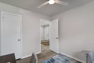 8303 Briarwood Ln, Austin, TX 78757 - Photo 9