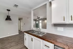 913 Chisholm Cove, Round Rock, TX 78681 - Photo 21