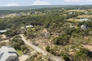 11306 Zyle Ln, Austin, TX 78737 - Photo 37