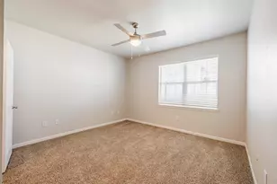 12215 Hunters Chase Dr, Austin, TX 78729 - Photo 5