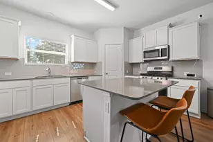 7903 Prairie Rye Dr, Lago Vista, TX 78645 - Photo 1